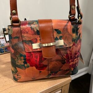 Patricia nash larone shoulder bag